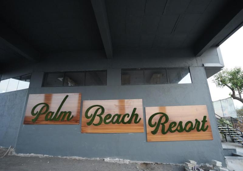 Palm Beach Resort Valsad Exterior photo